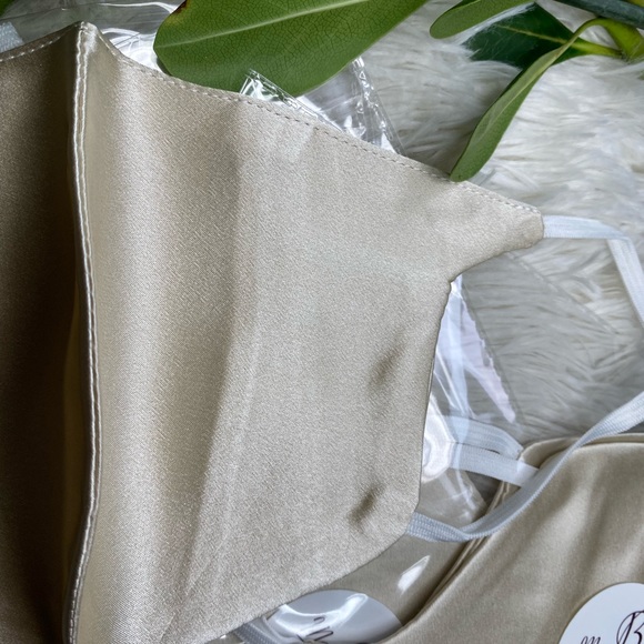 Face mask - Picture 3 of 4